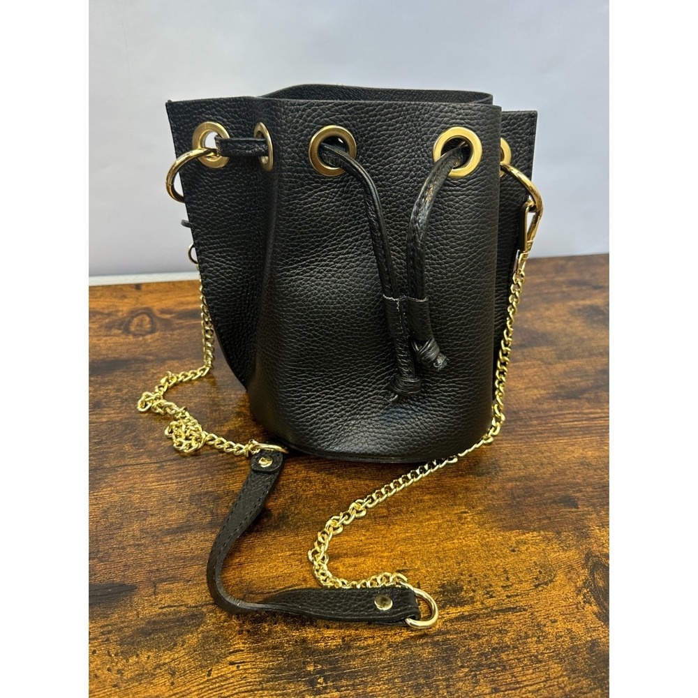 Vera Pelle Pebbled Leather Bucket Drawstring Bag Gold Chain Cross Body Purse EUC - Picture 2 of 16